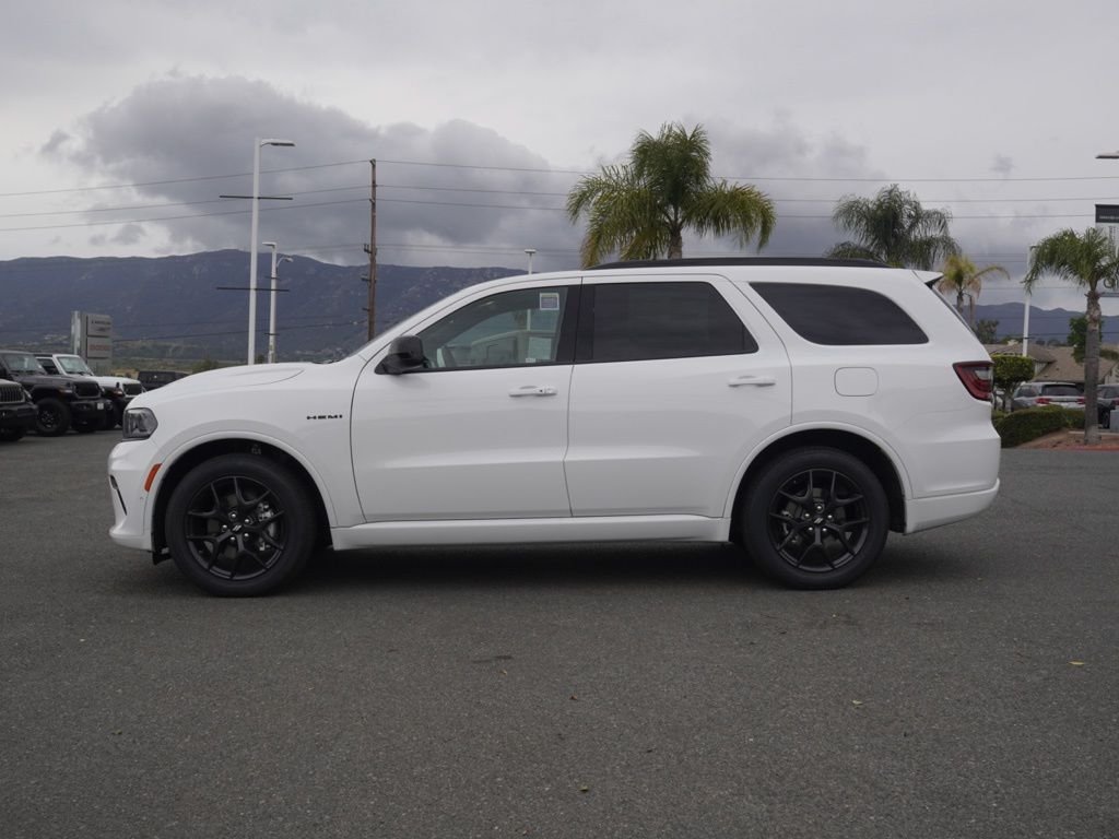 New 2026 White Knuckle Clear-Coat Exterior Paint Dodge GT HEMI V8 image 6