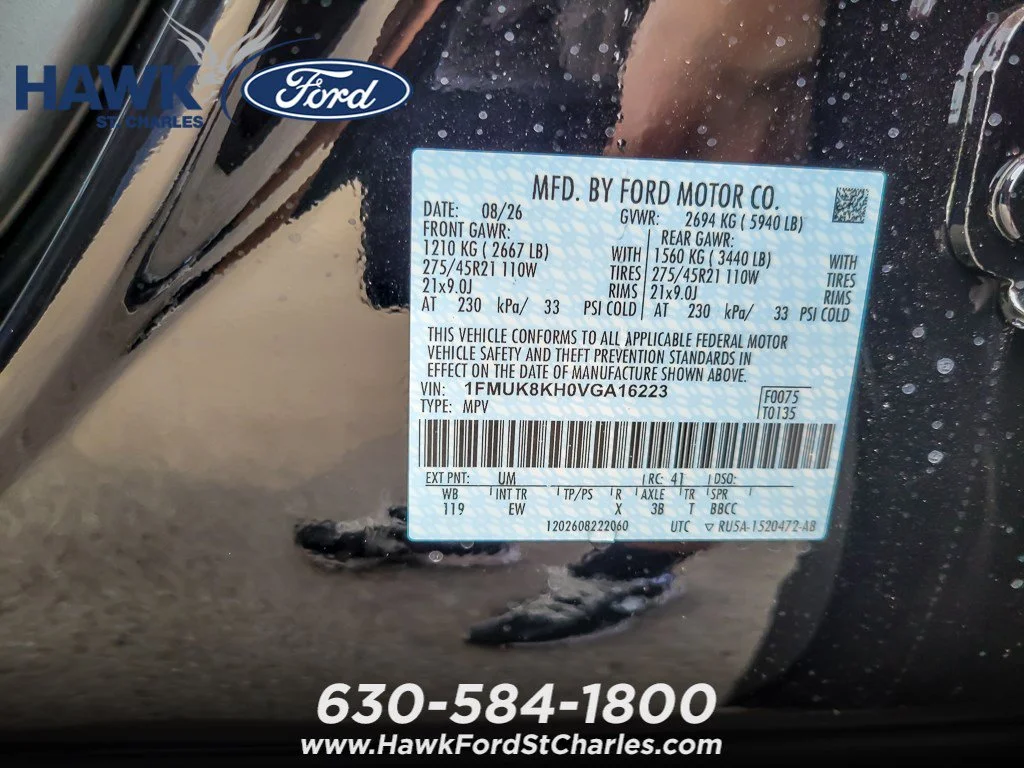 New 2027 Agate Black Metallic Ford 4DR 4WD ST-LINE image 22