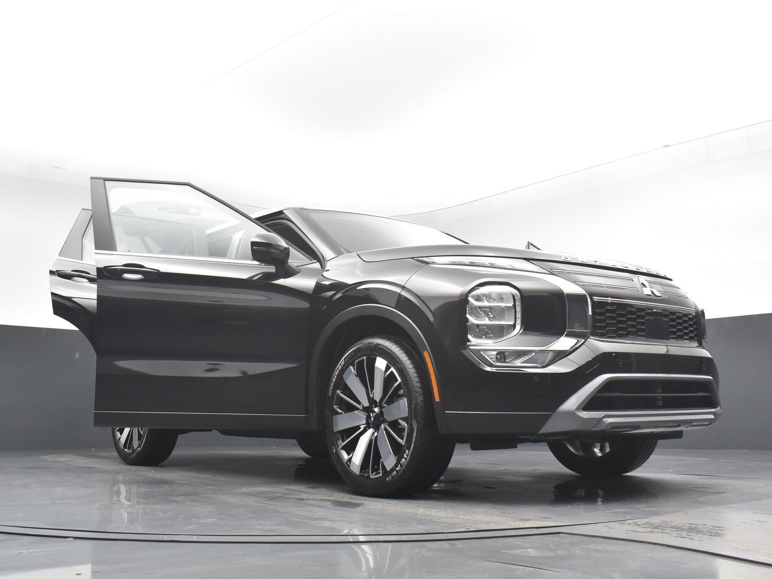 New 2026 Black Diamond Mitsubishi SE 1.5T 2WD image 32