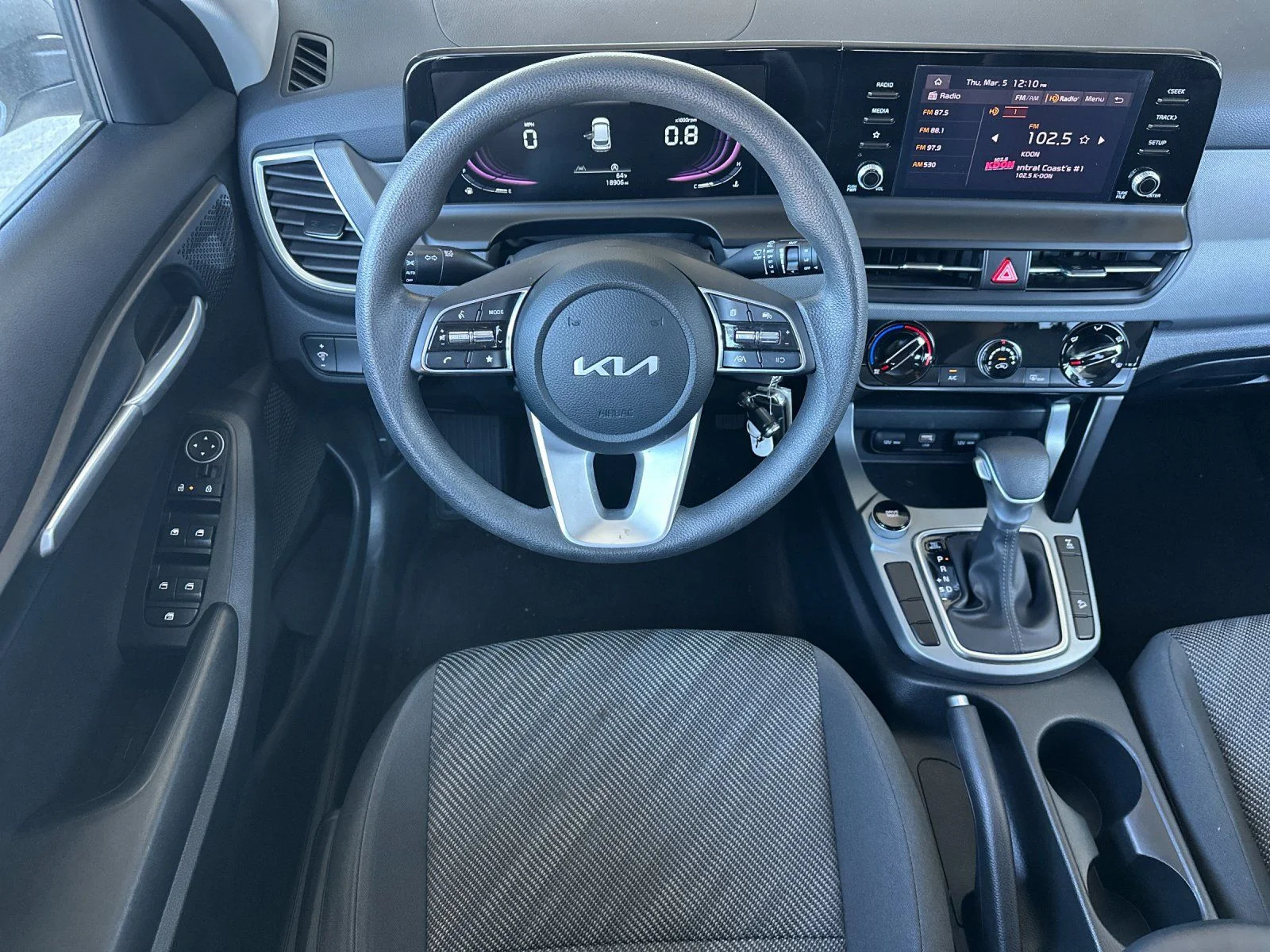 2025 Kia Seltos LX - Photo 13