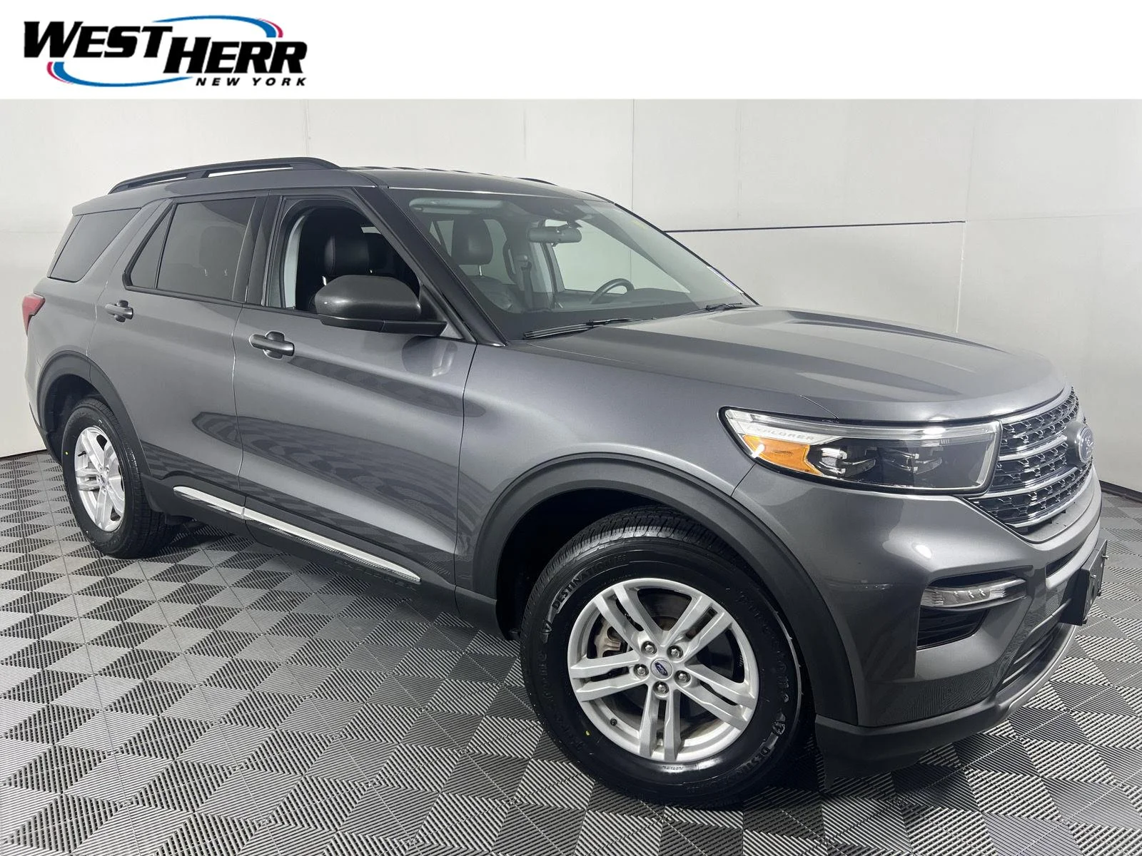 Used 2023 Carbonized Gray Ford XLT image 1