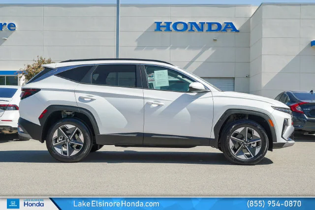 Used 2026 White Pearl Hyundai SEL image 6