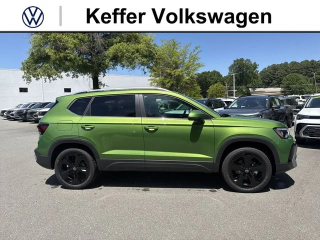 New 2026 Green Volkswagen 1.5T SEL image 6