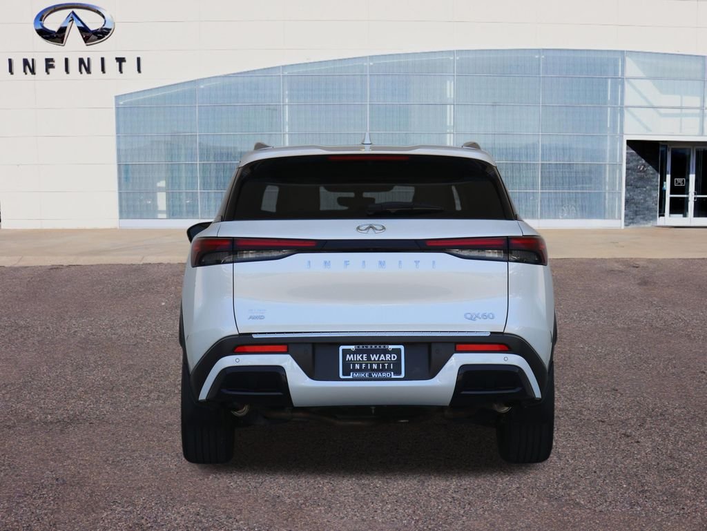 Certified Used 2025 White INFINITI LUXE image 50