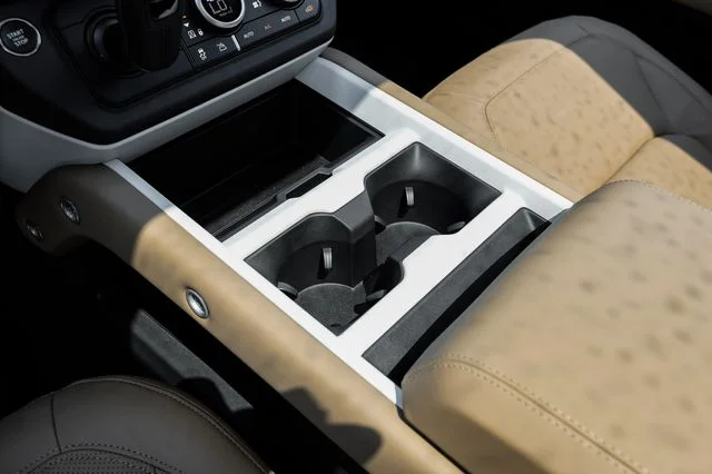 New 2026 Green Land Rover S image 27