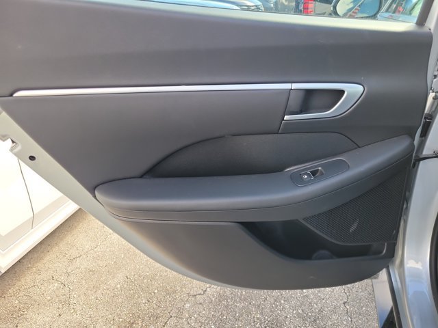 2026 Hyundai Sonata SEL - Photo 9