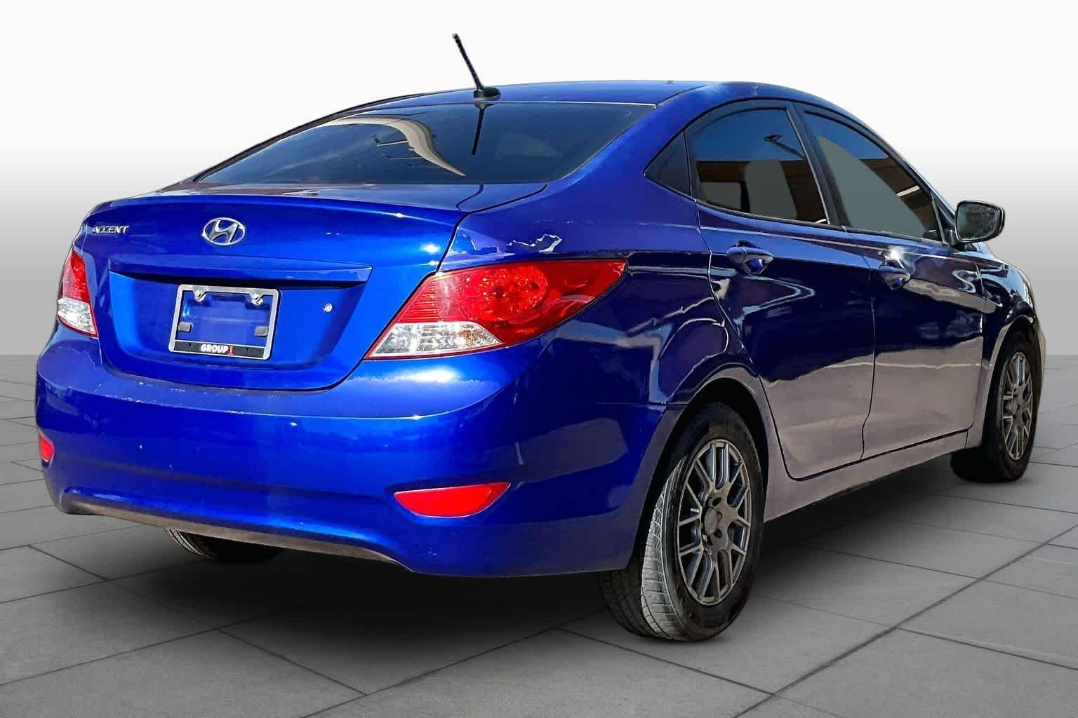 Pre-Owned 2014 Hyundai Accent GLS