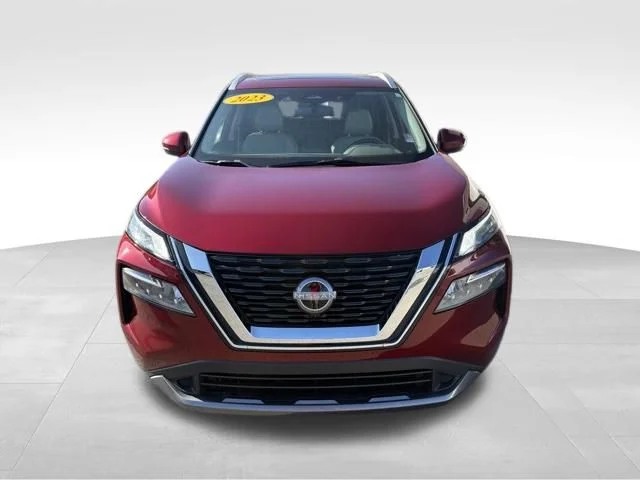 Used 2023 Red Nissan SL image 7