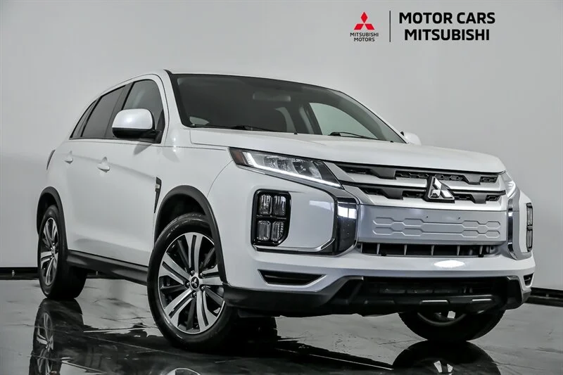 2020 Mitsubishi Outlander Sport 2.0 ES 2WD CVT's photo