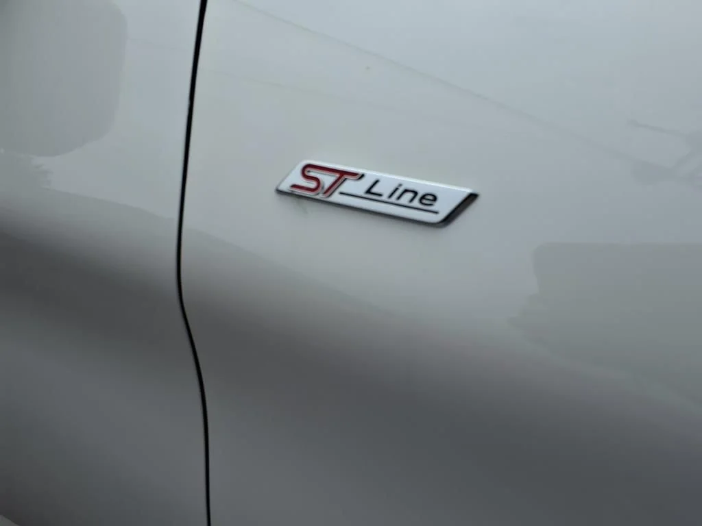 2025 Ford Explorer ST-LINE - Photo 7