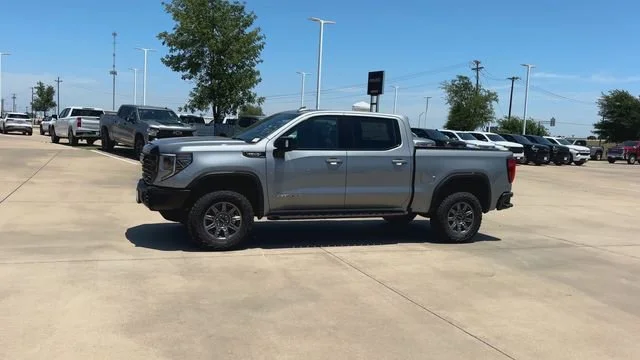 2026 GMC Sierra 1500 AT4X - Photo 6