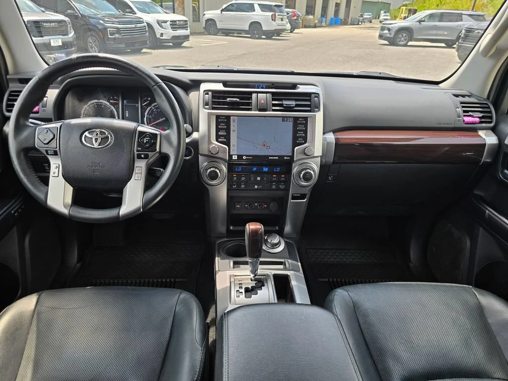 2022 Toyota 4Runner Limited - Photo 5