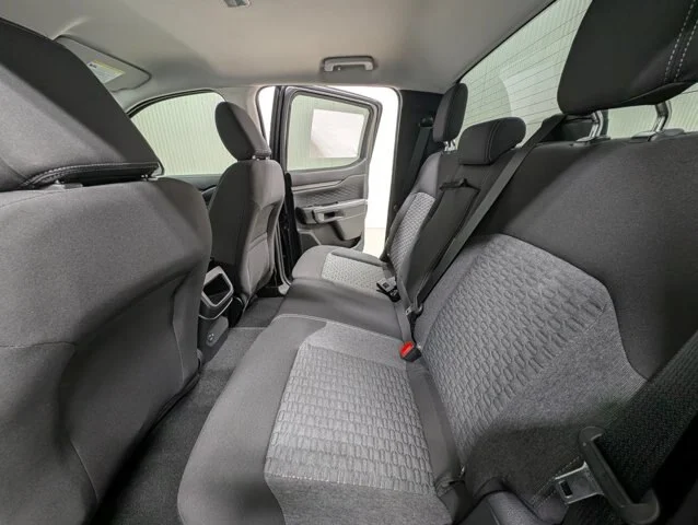 New 2026 Carbonized Gray Metallic Ford XLT image 41