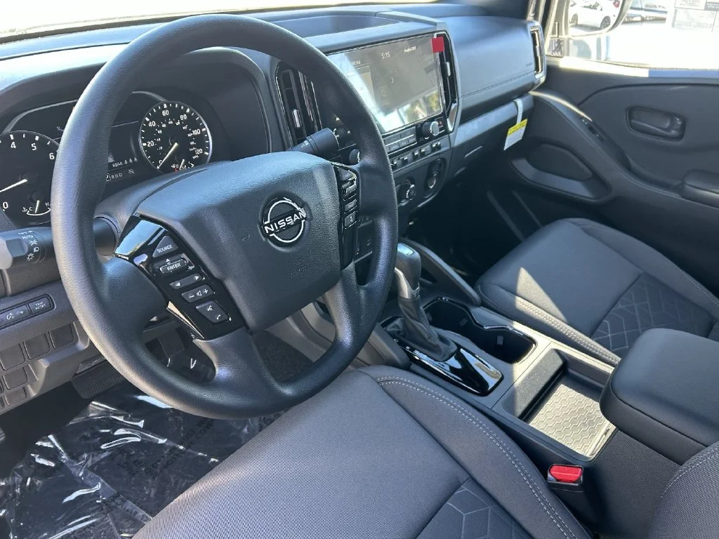New 2027 Glacier White Nissan Crew Cab SV image 21