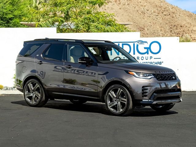 New 2026 Charente Grey Land Rover Dynamic SE image 4
