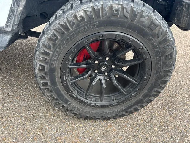 Used 2021 White Jeep Overland image 15