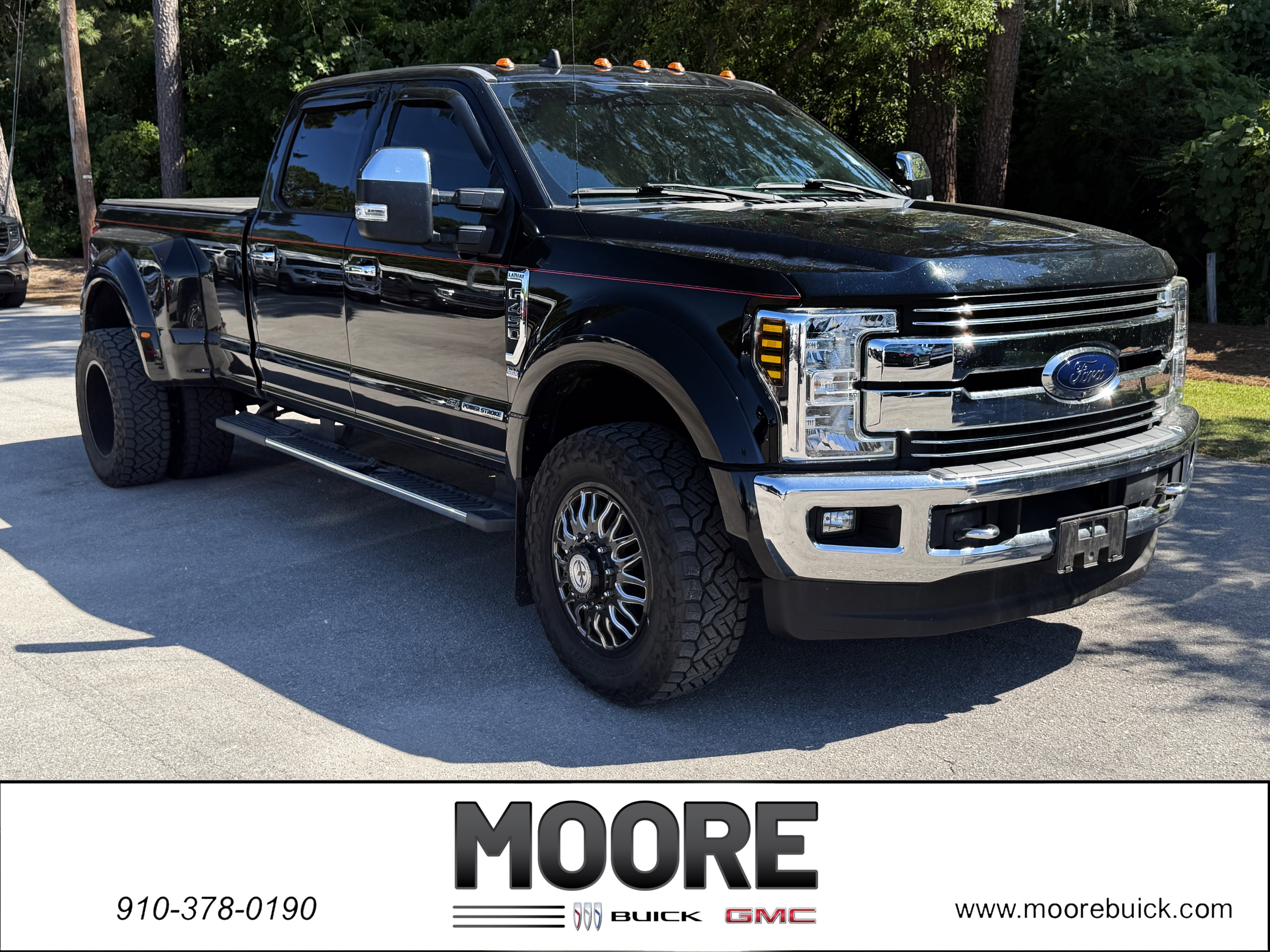2019 Ford F-450 Lariat 4x4 Crew Cab 8' Box DRW's photo