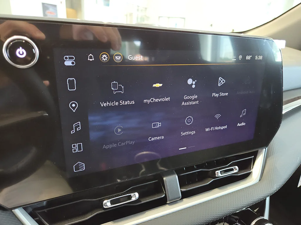 2026 Chevrolet Equinox LT - Photo 14