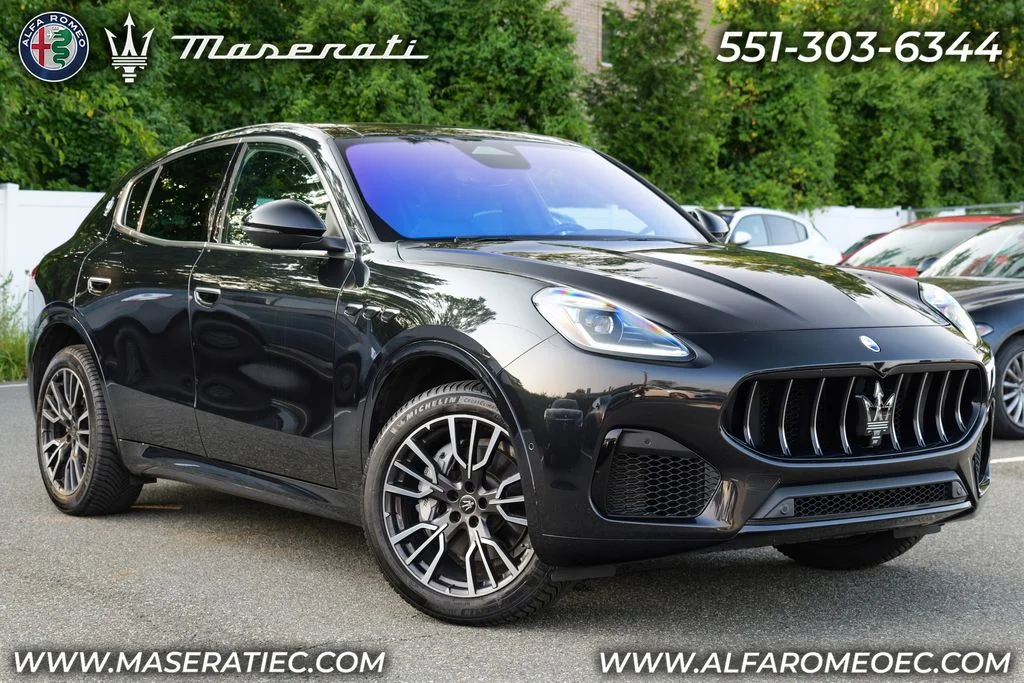 2025 Maserati Grecale Base