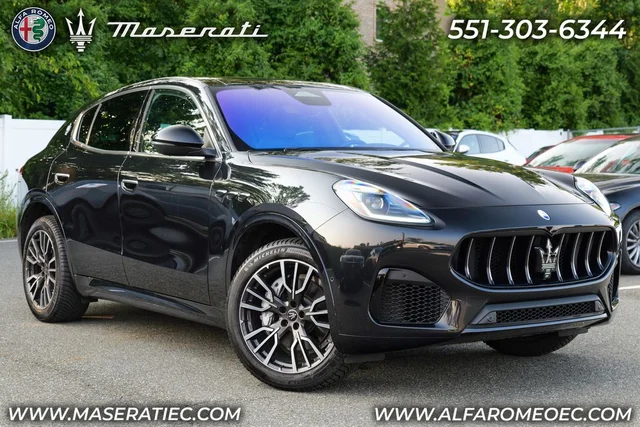 2025 Maserati Grecale Base