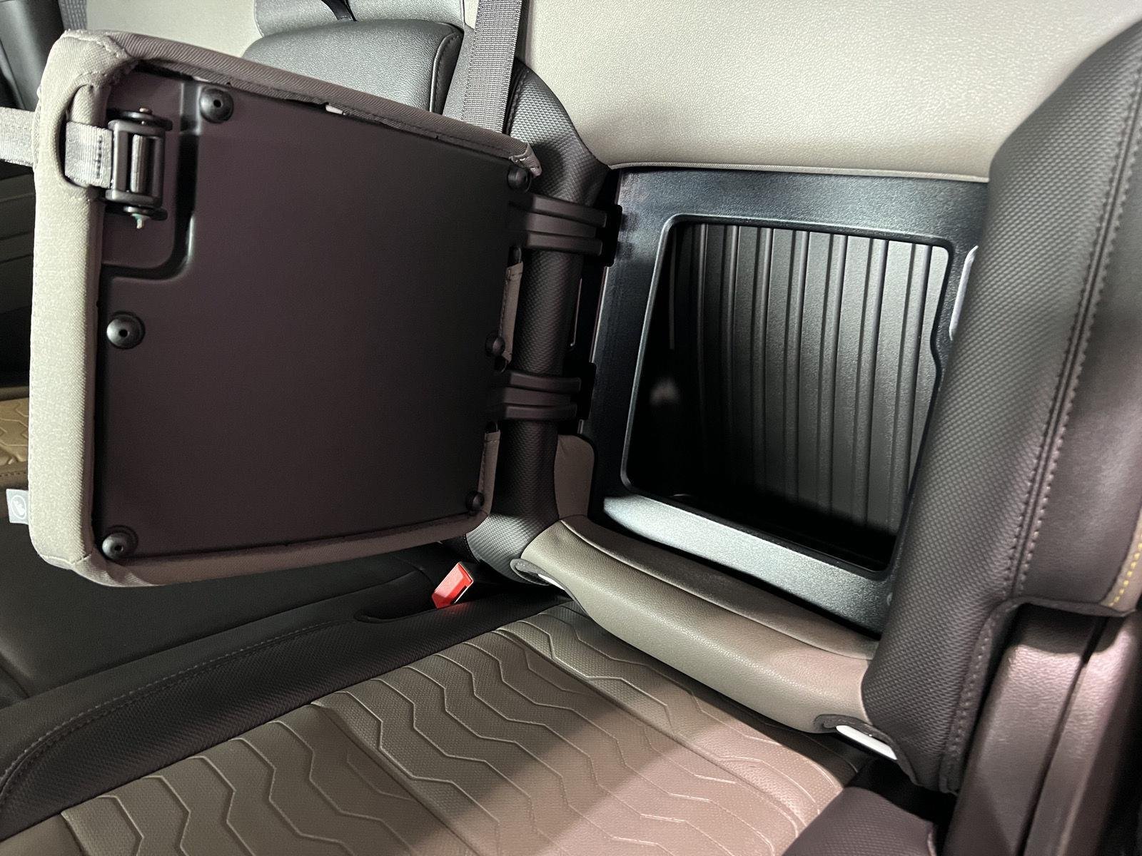 Used 2025 Summit White Chevrolet ZR2 image 19
