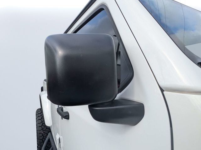 Used 2020 White Jeep Overland image 11