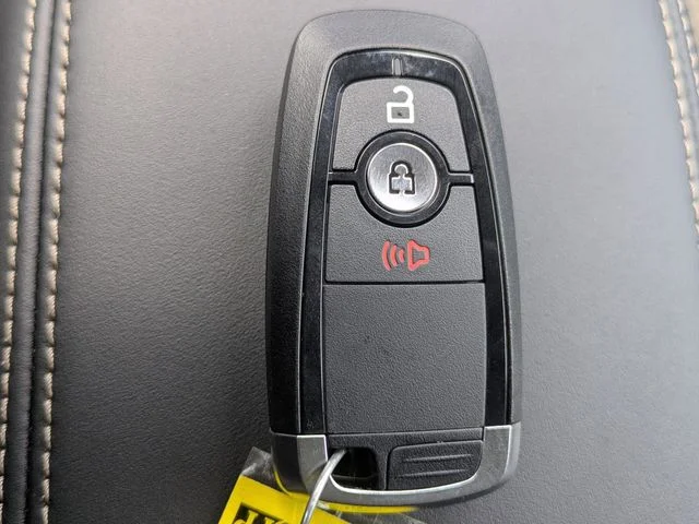 New 2026 Carbonized Gray Metallic Ford Big Bend® image 27