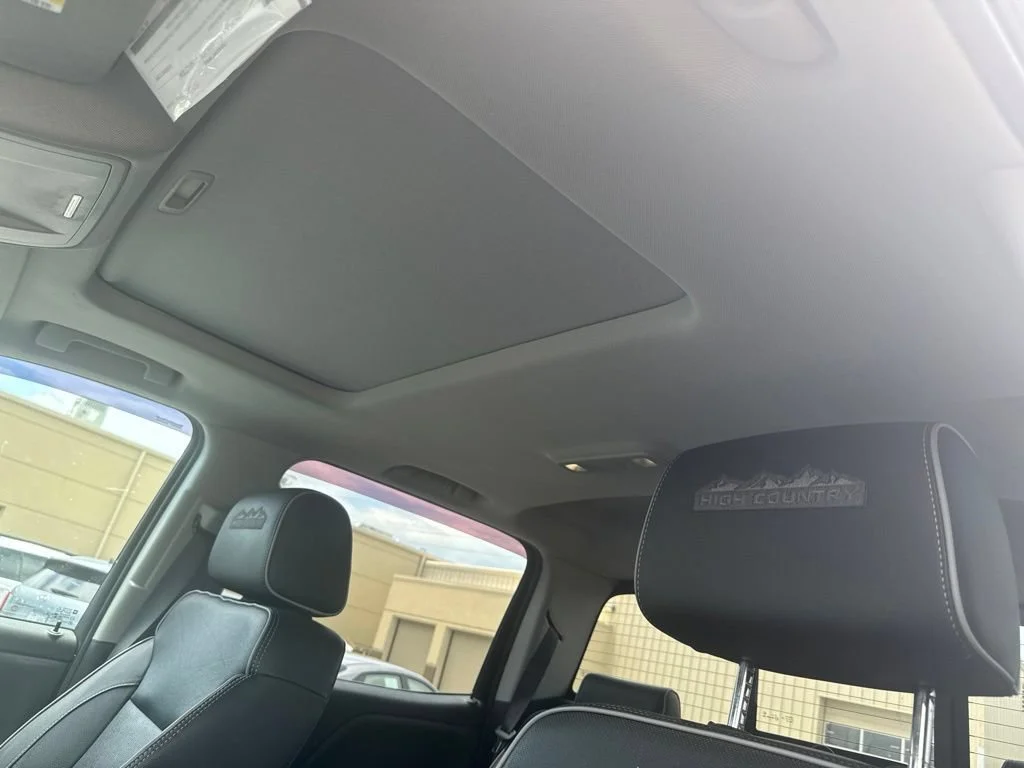 Used 2019 GRAPHITE METALLIC Chevrolet High Country image 13