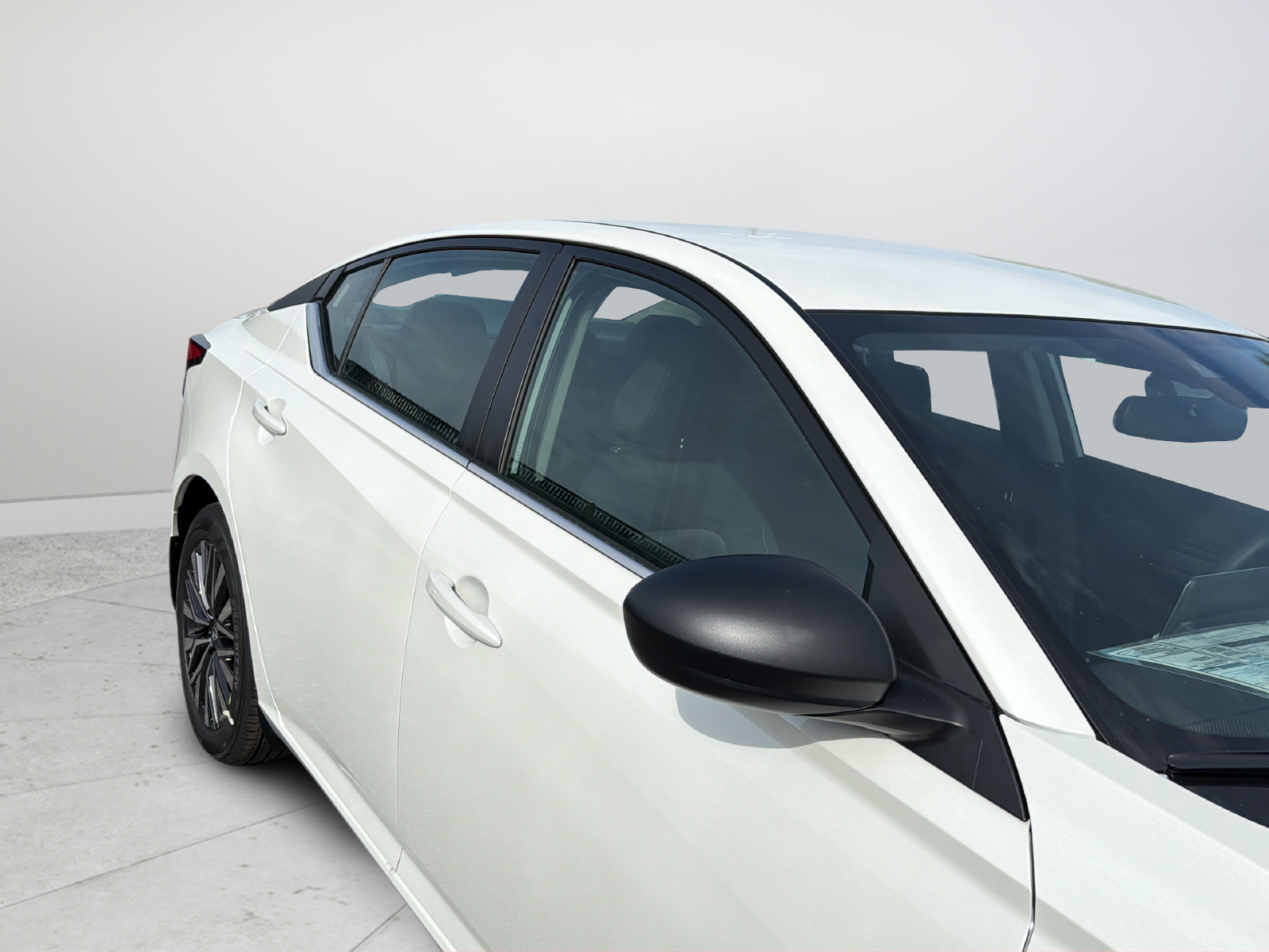 New 2026 White Nissan 2.5 SV image 38