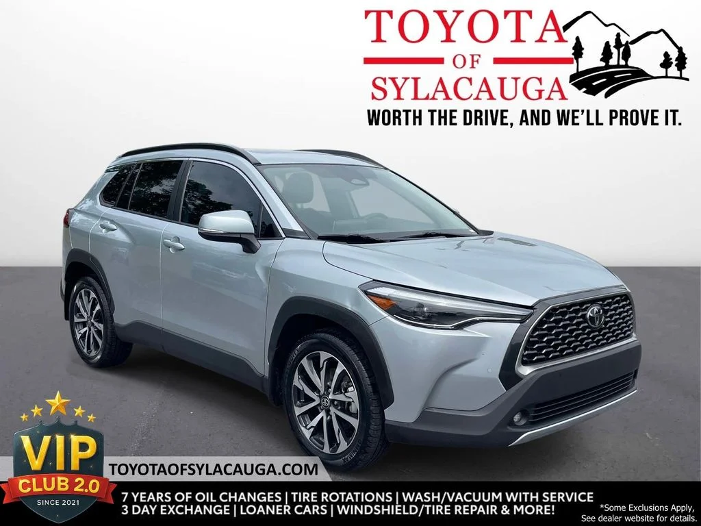 2024 Toyota Corolla Cross XLE