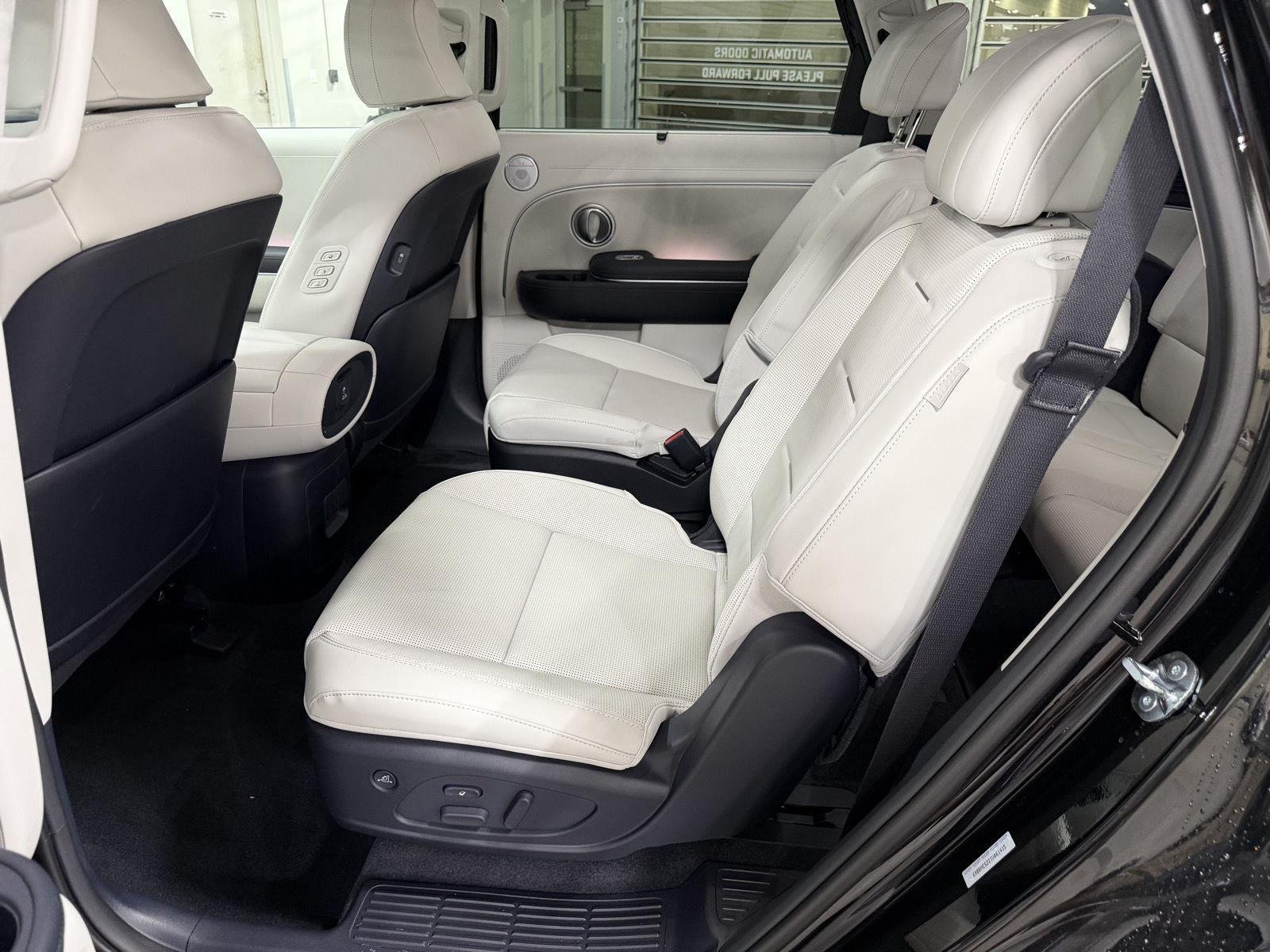 Certified Used 2026 Abyss Black Pearl Hyundai Calligraphy image 25
