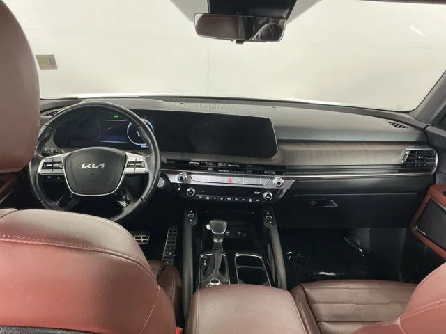 Used 2024 Green Kia SX-Prestige image 26
