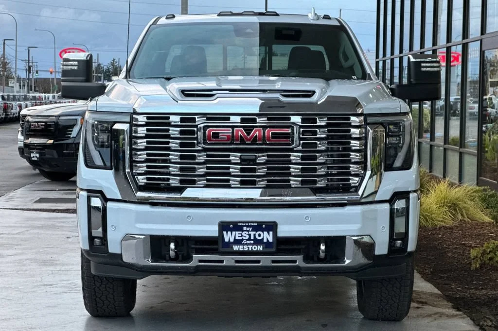 2026 GMC Sierra 3500HD Denali - Photo 6