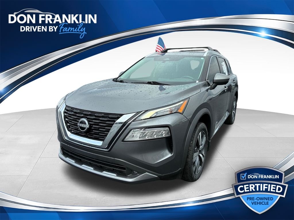 Used 2022 Gray Nissan SL image 1