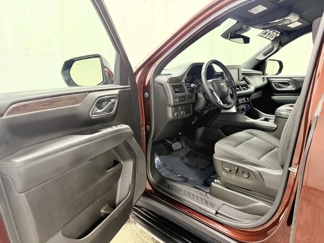 Used 2023 Auburn Metallic Chevrolet LS image 11