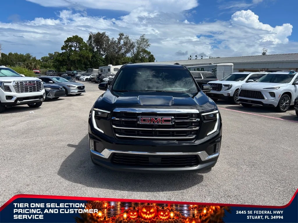 Used 2026 Ebony Twilight Metallic GMC Elevation image 3
