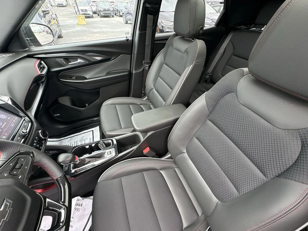 Used 2023 Red Chevrolet RS image 21