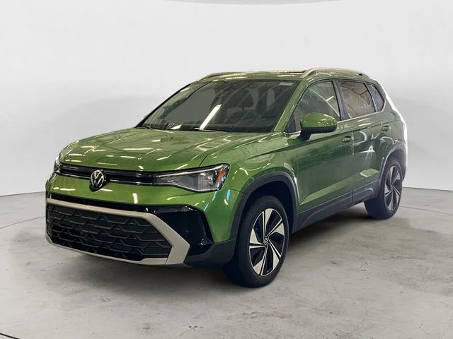 New 2026 Green Volkswagen 1.5T SE image 2
