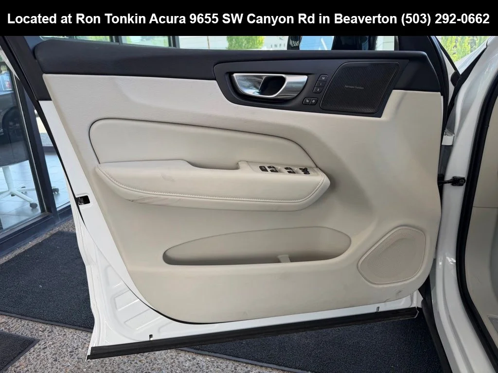Used 2026 Crystal White Volvo T8 Ultra image 11