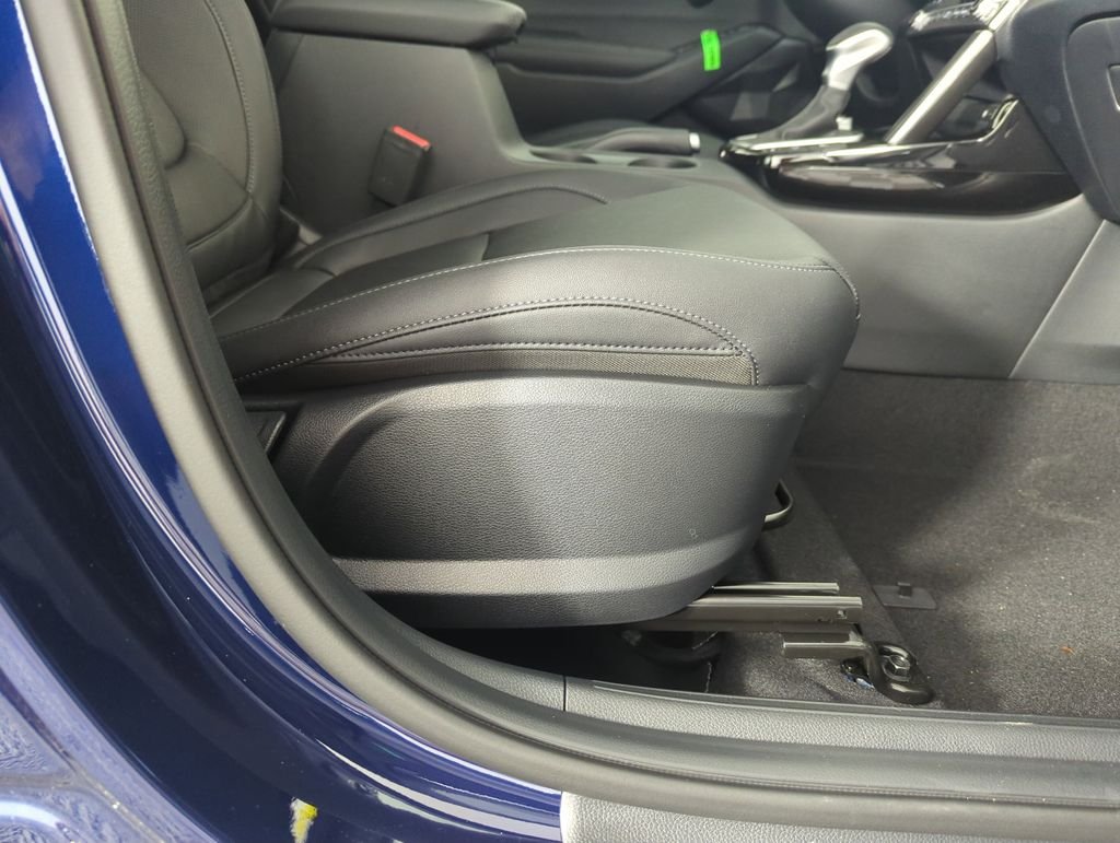 New 2026 Dark Ocean Blue Kia EX image 35