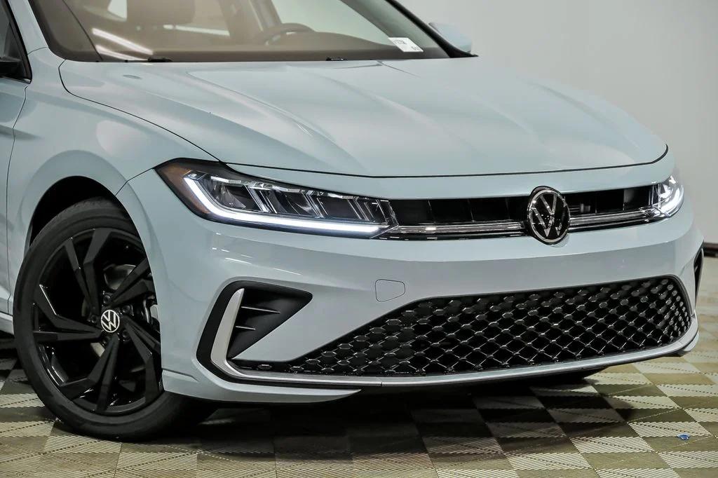 New 2026 Gray Volkswagen 1.5T SE image 2