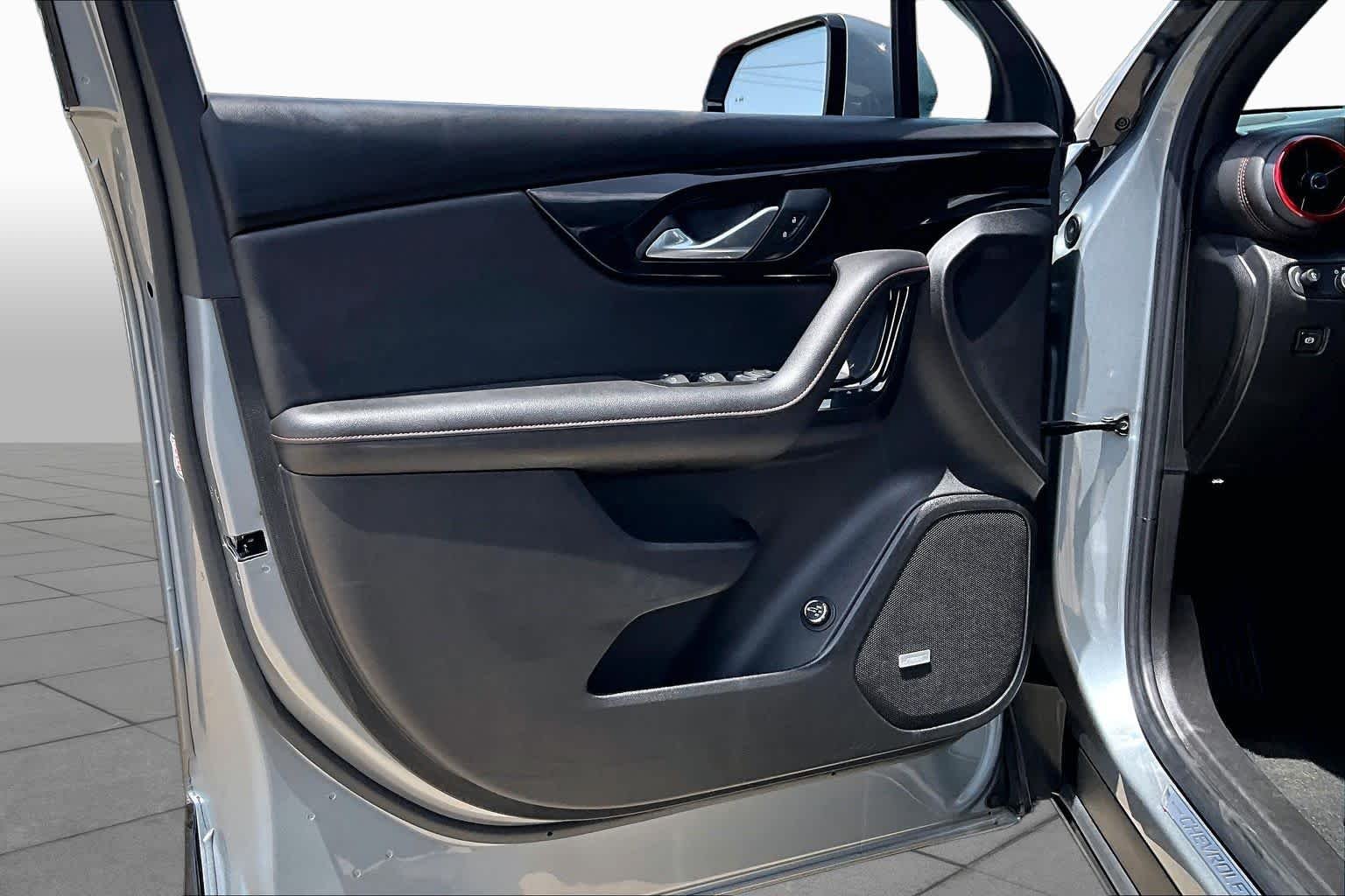 Used 2025 Sterling Gray Metallic Chevrolet RS image 22
