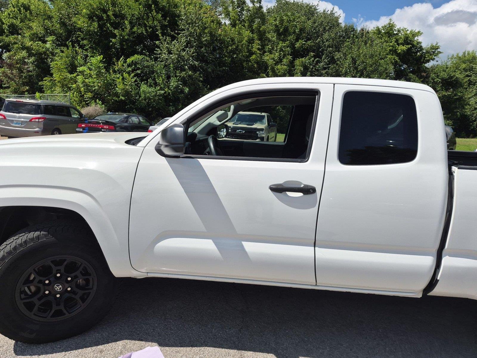 Used 2022 White Toyota SR image 15
