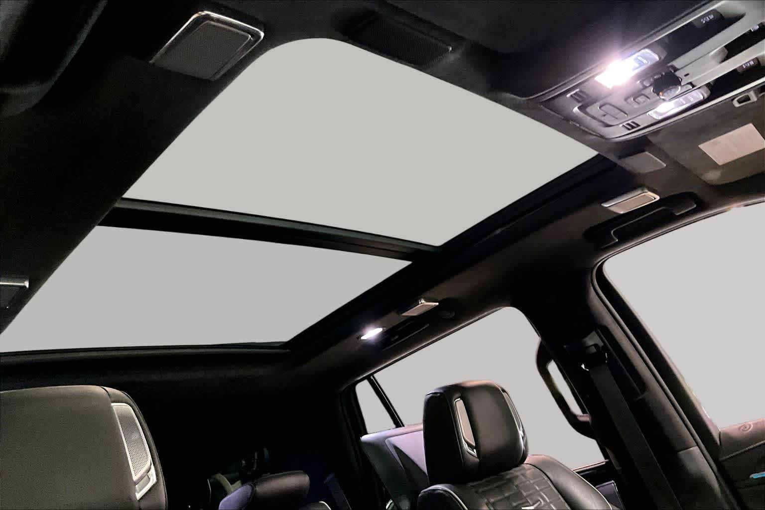 Used 2022 Black Raven Cadillac Sport Platinum image 14
