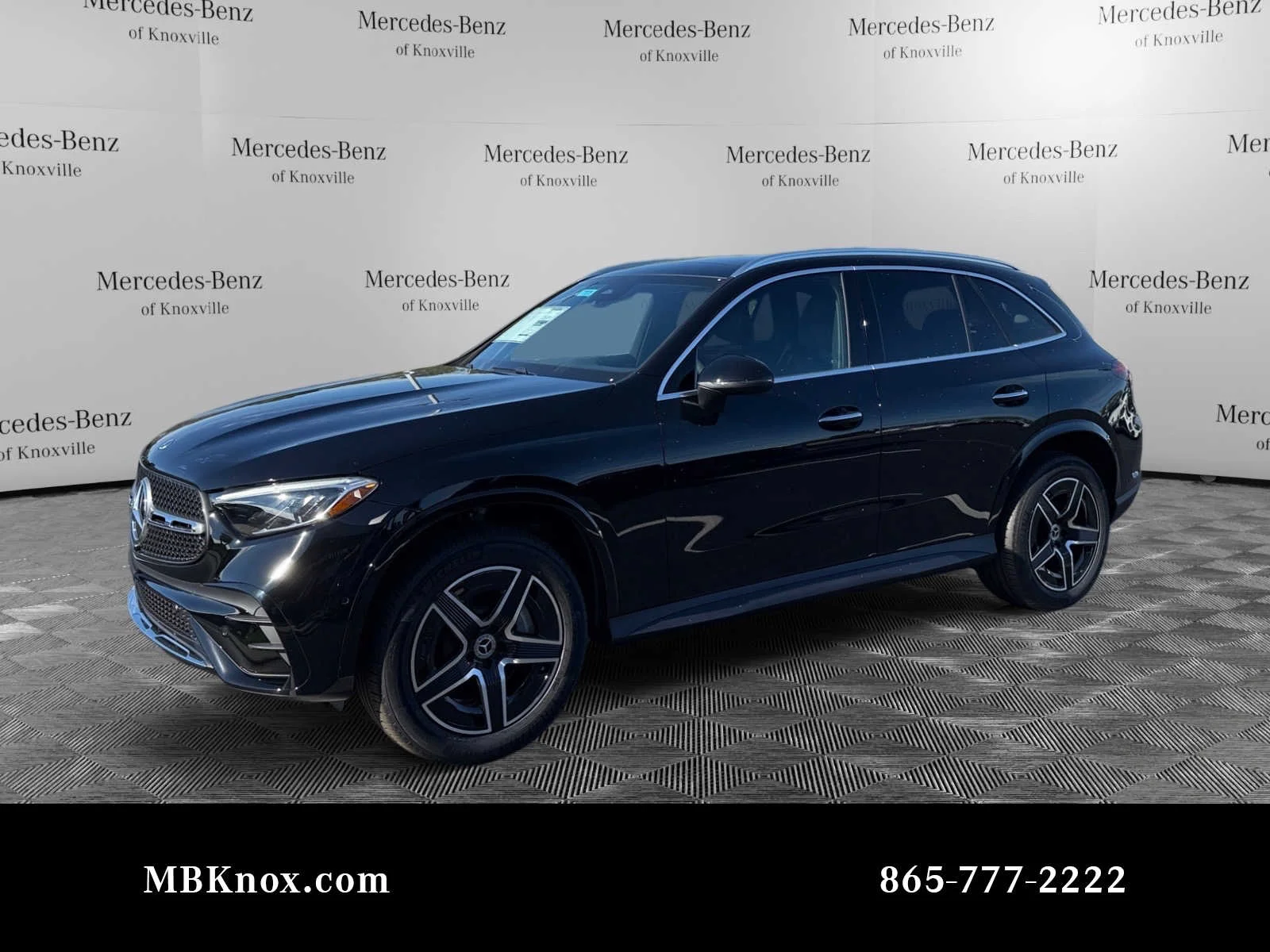 新品未使用　Mercedes Benz BRIEFING BUCKET L New 2026 Mercedes-Benz GLE AMG® GLE 53 Sport Utility #TB633636