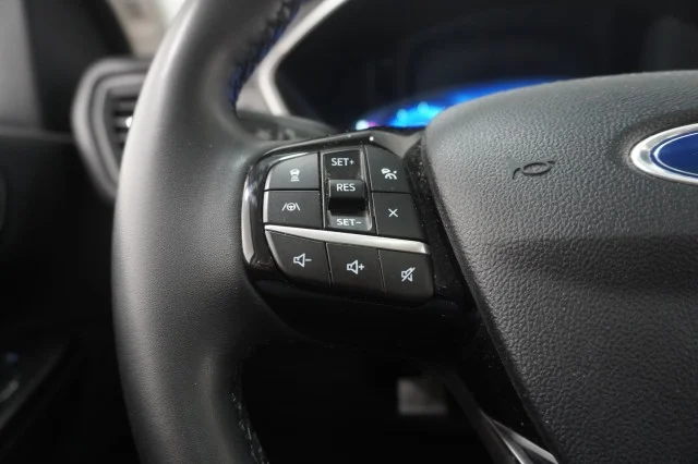Used 2021 BLUE Ford SEL image 21