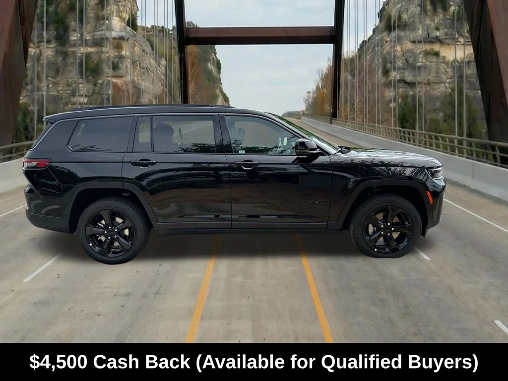 New 2026 Diamond Black Crystal Pearl-Coat Exterior Paint Jeep Limited image 11