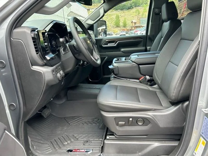 New 2026 Sterling Gray Metallic Chevrolet LT image 11