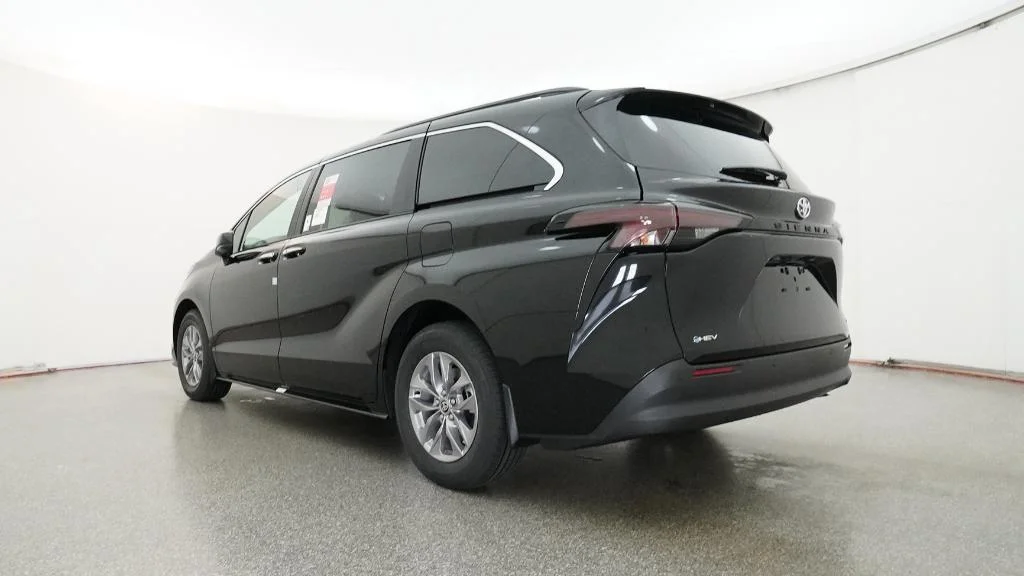 New 2026 Midnight Black Metallic Toyota XLE image 7