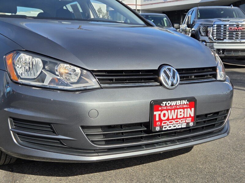 Used 2015 Gray Volkswagen TSI S 4-Door image 9
